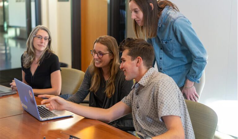 Self-Guided Driving & Tours Of City