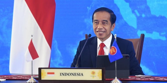 Read more about the article Jokowi Paparkan Tiga Upaya Pemulihan Ekonomi pada KTT ke-13 IMT-GT
