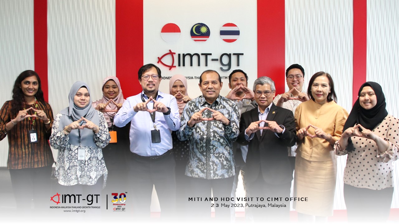 Read more about the article COURTESY VISIT BY MINISTRY OF INVESTMENT, TRADE AND INDUSTRY (MITI) – MALAYSIA, AND HALAL DEVELOPMENT CORPORATION BERHAD (HDC) TO CIMT OFFICE