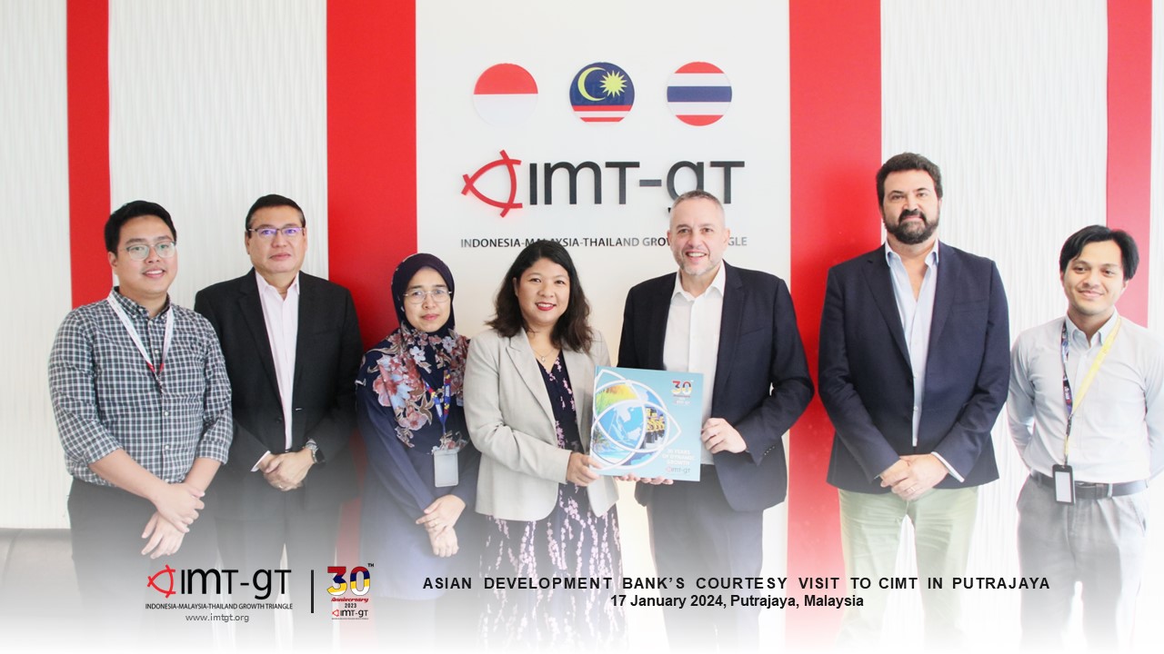 Read more about the article ASIAN DEVELOPMENT BANK’S COURTESY VISIT TO CIMT IN PUTRAJAYA